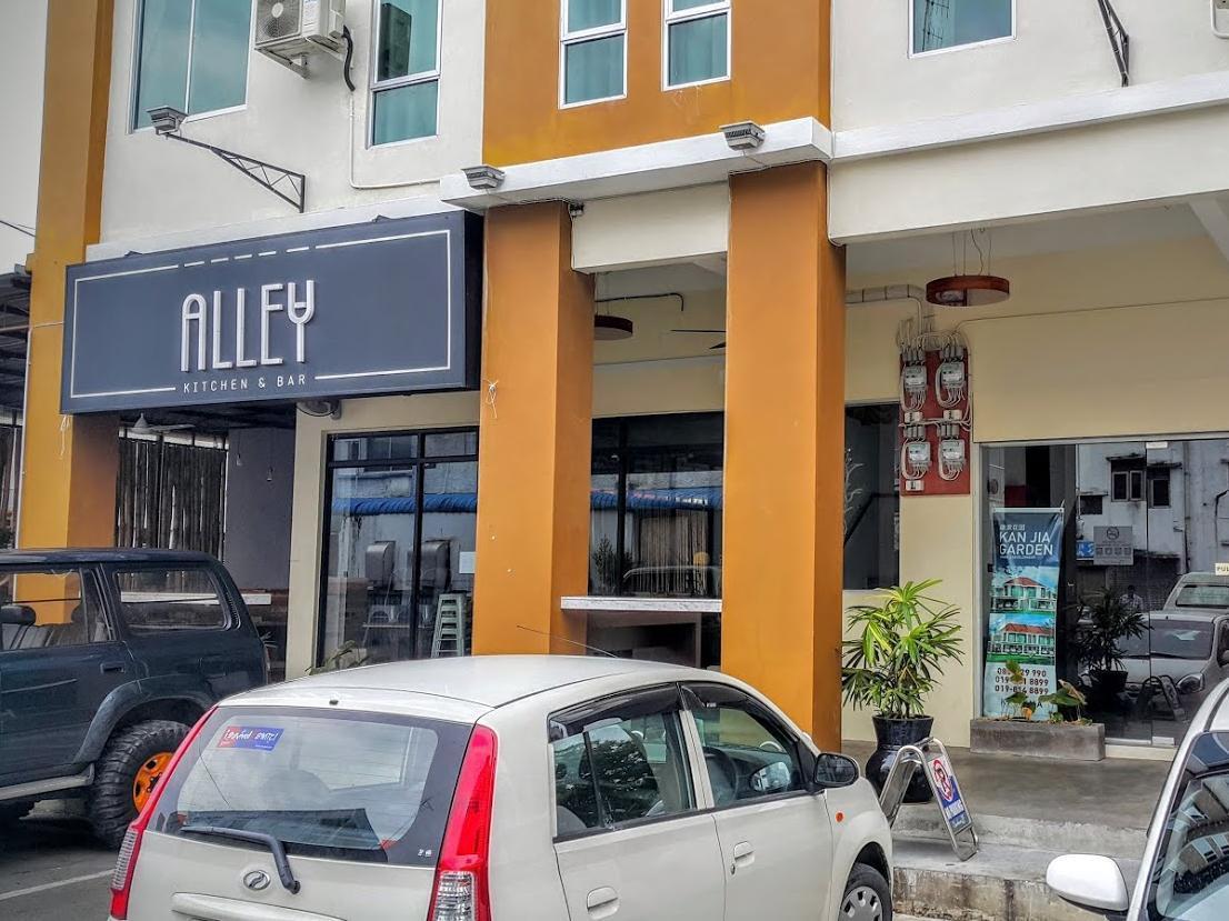 Residence 21 Boutique Inn Miri Bagian luar foto